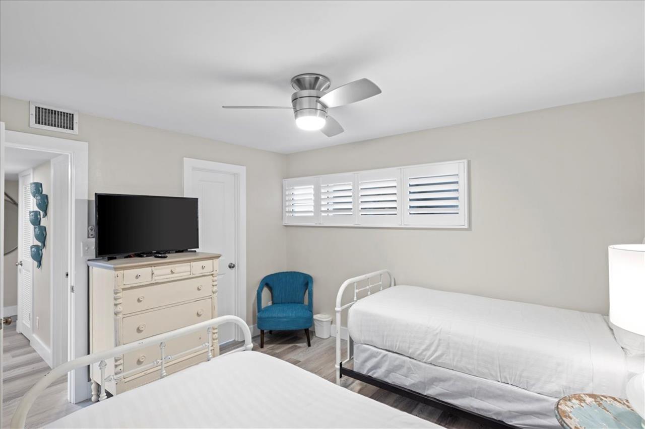 HSRC 608 Second Bedroom With Twin Beds