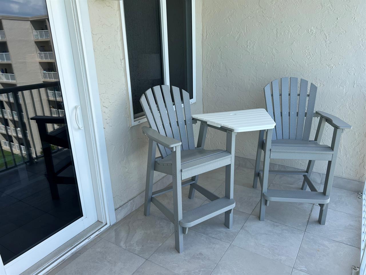 HSRC 608 Private Balcony