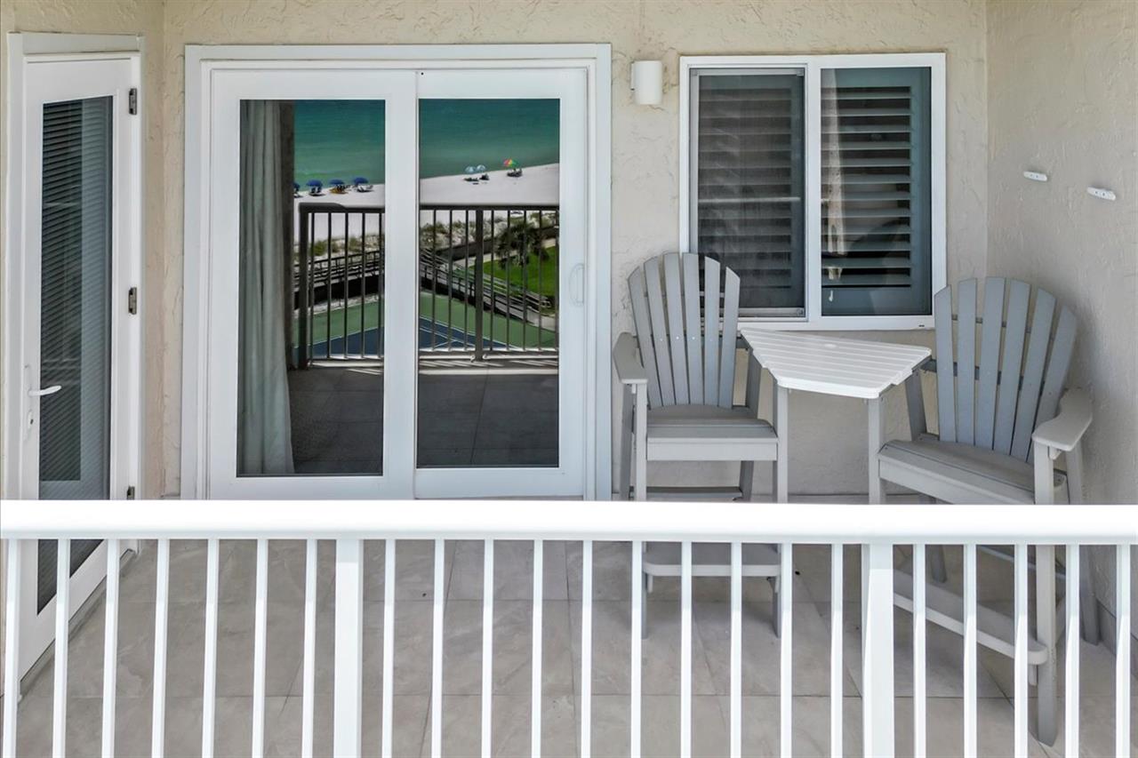 HSRC 608 Private Balcony
