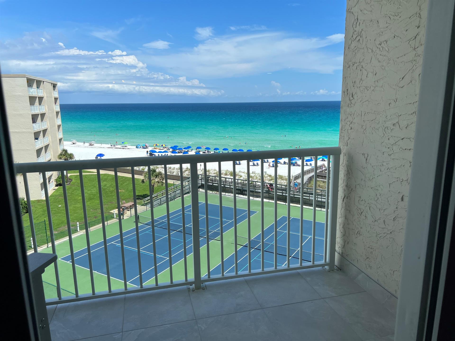 HSRC 608 Private Balcony With Gulf View