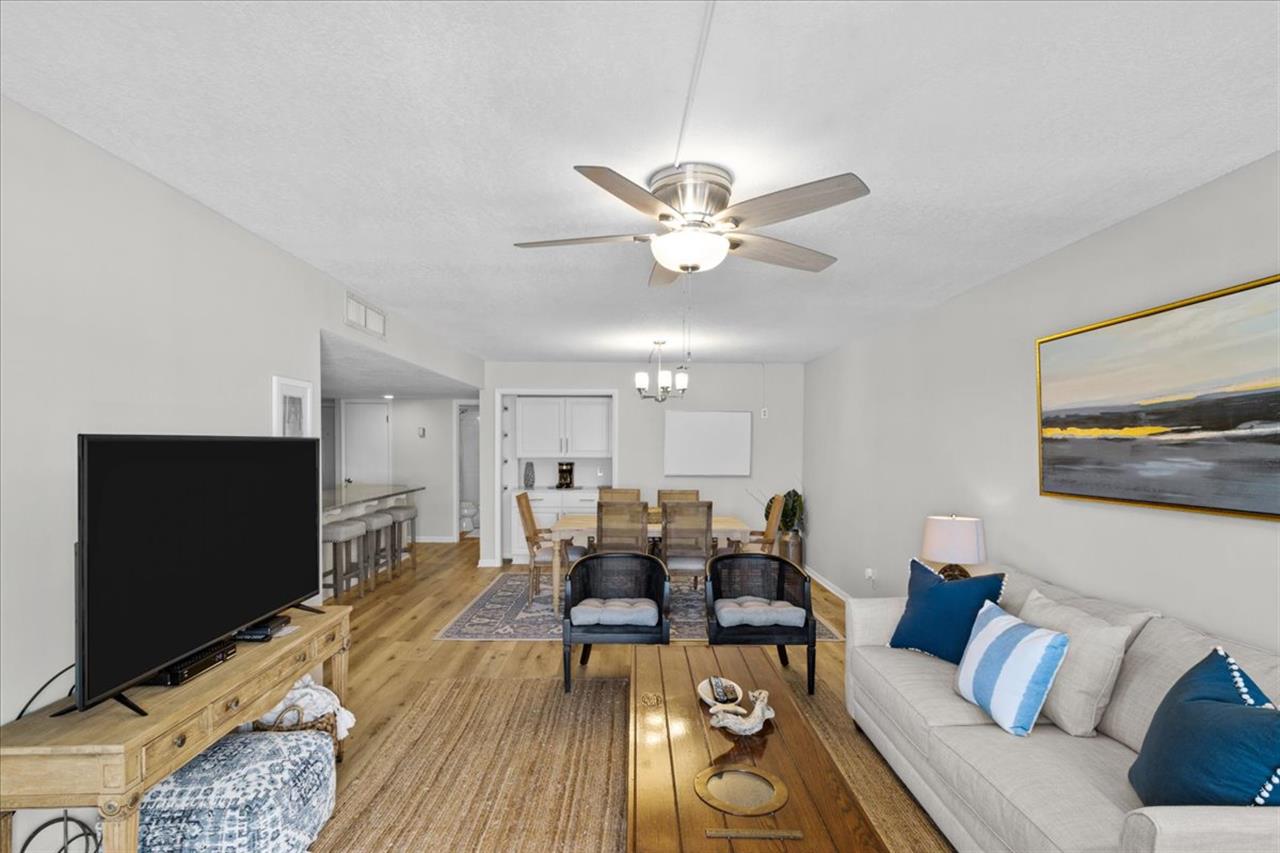 HSRC 611 Living Area