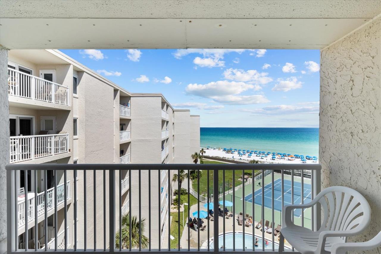 HSRC 611 Private Balcony With Gulf View