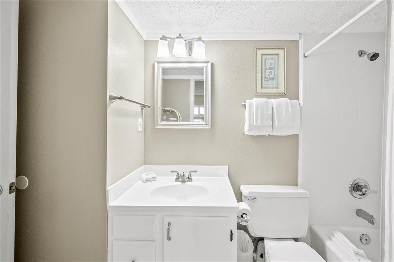 HSRC 416 Bathroom