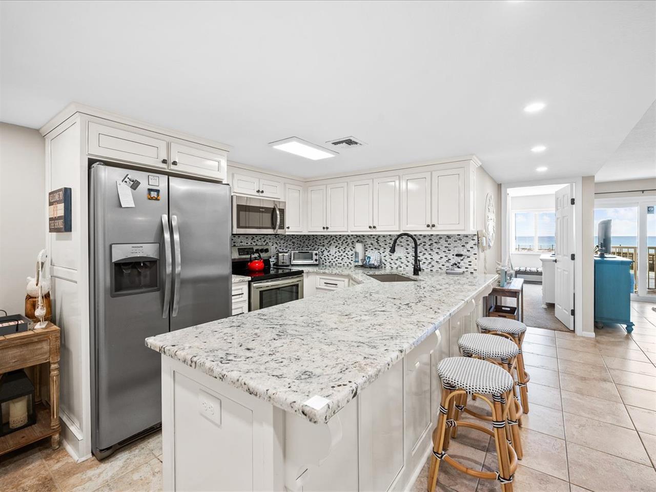 HSRC 207 Kitchen Breakfast Bar