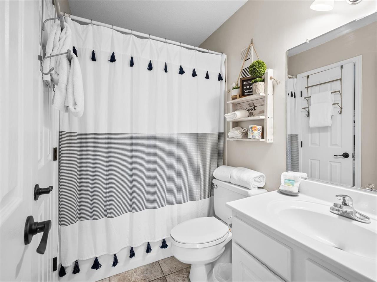 HSRC 207 Second Bathroom