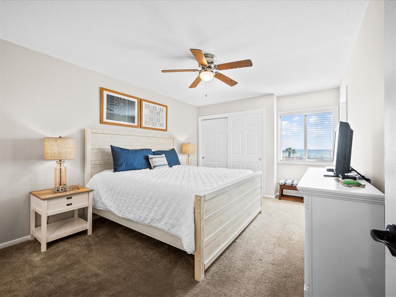 HSRC 207 Master Bedroom With King Bed