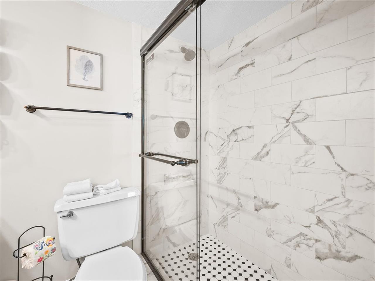 HSRC 207 Master Bathroom WalkIn Shower