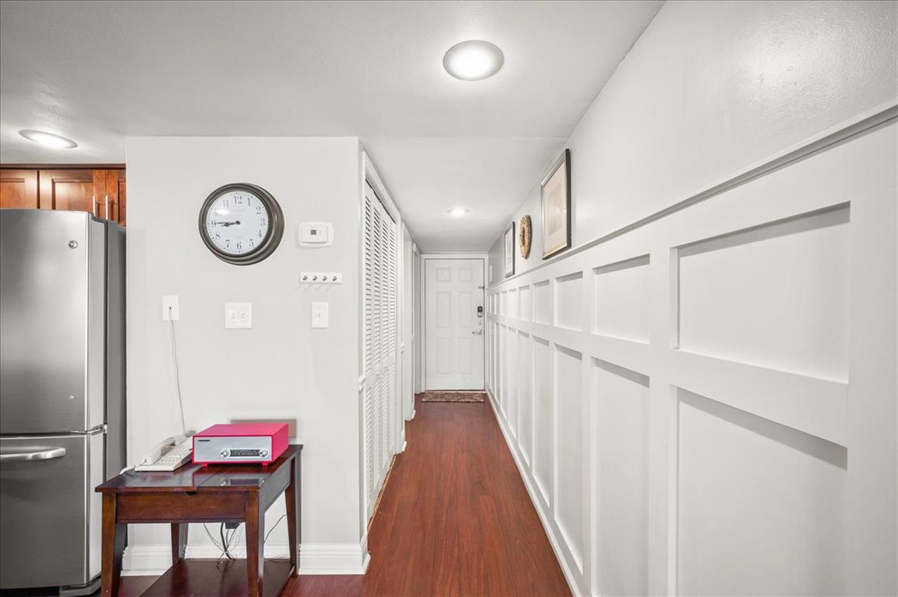 HSRC 513 Hallway