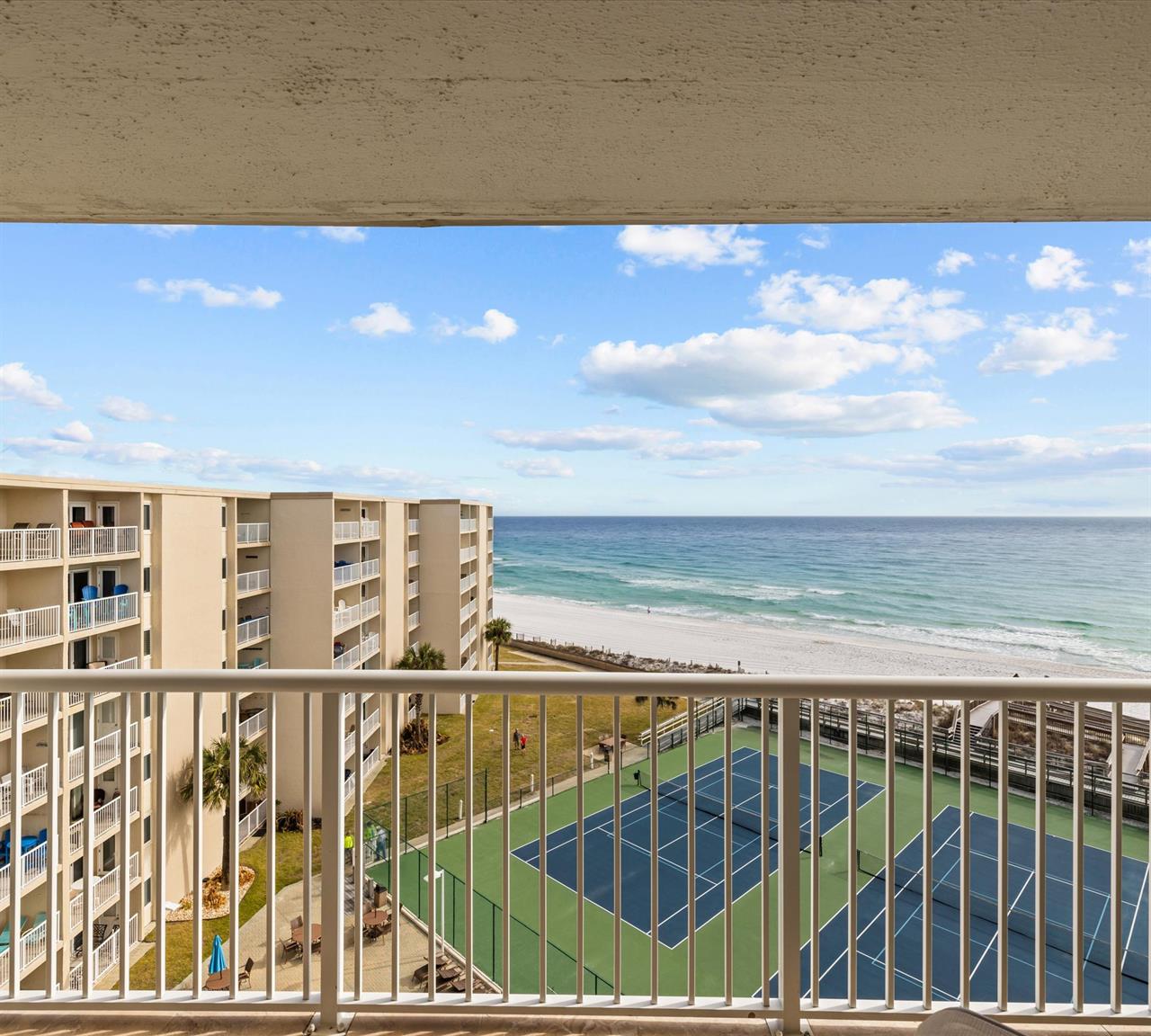HSRC 709 Private Balcony With Gulf View