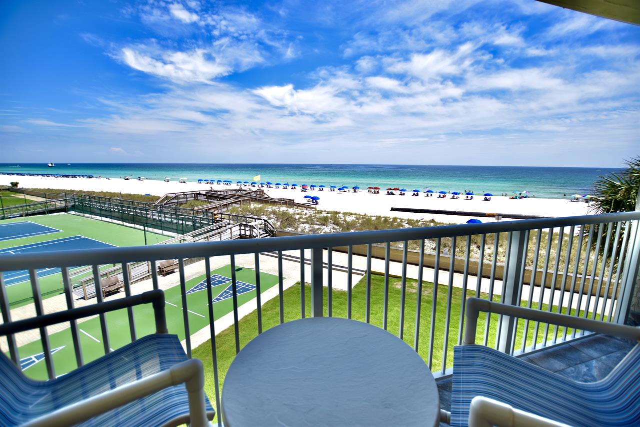HSRC 303 Private Balcony With Gulf View