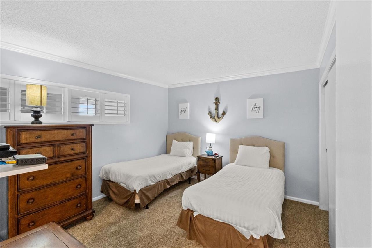 HSRC 508 Second Bedroom With Twin Beds