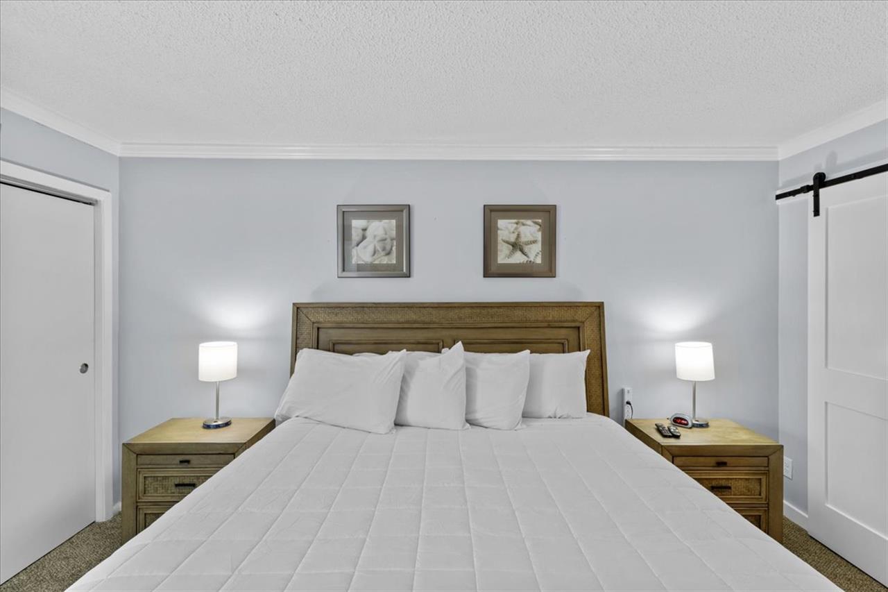 HSRC 508 Master Bedroom With King Bed