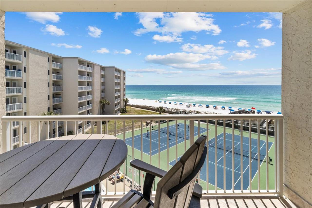 HSRC 508 Private Balcony With Gulf View