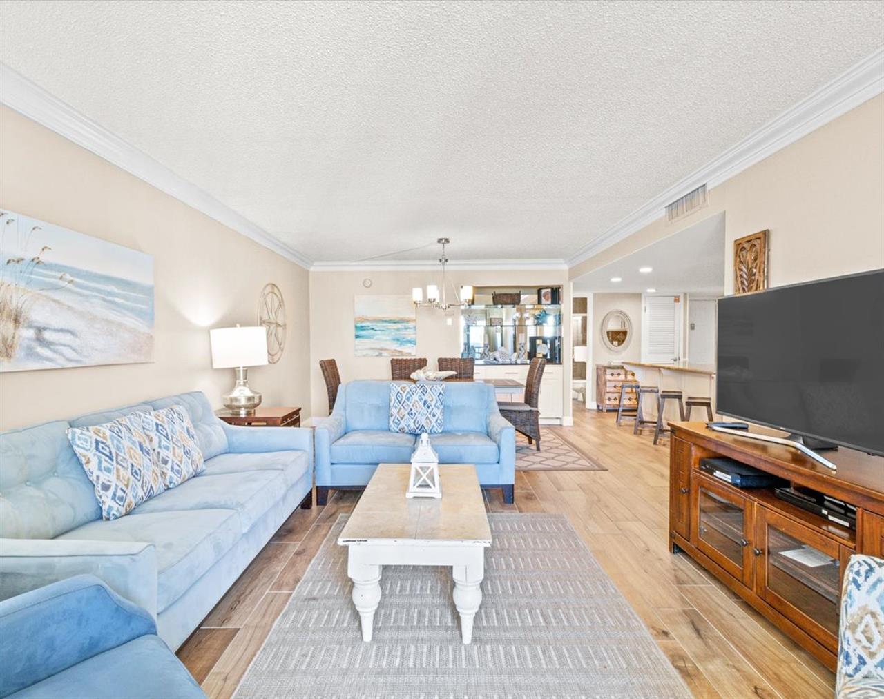 HSRC 610 Living Area