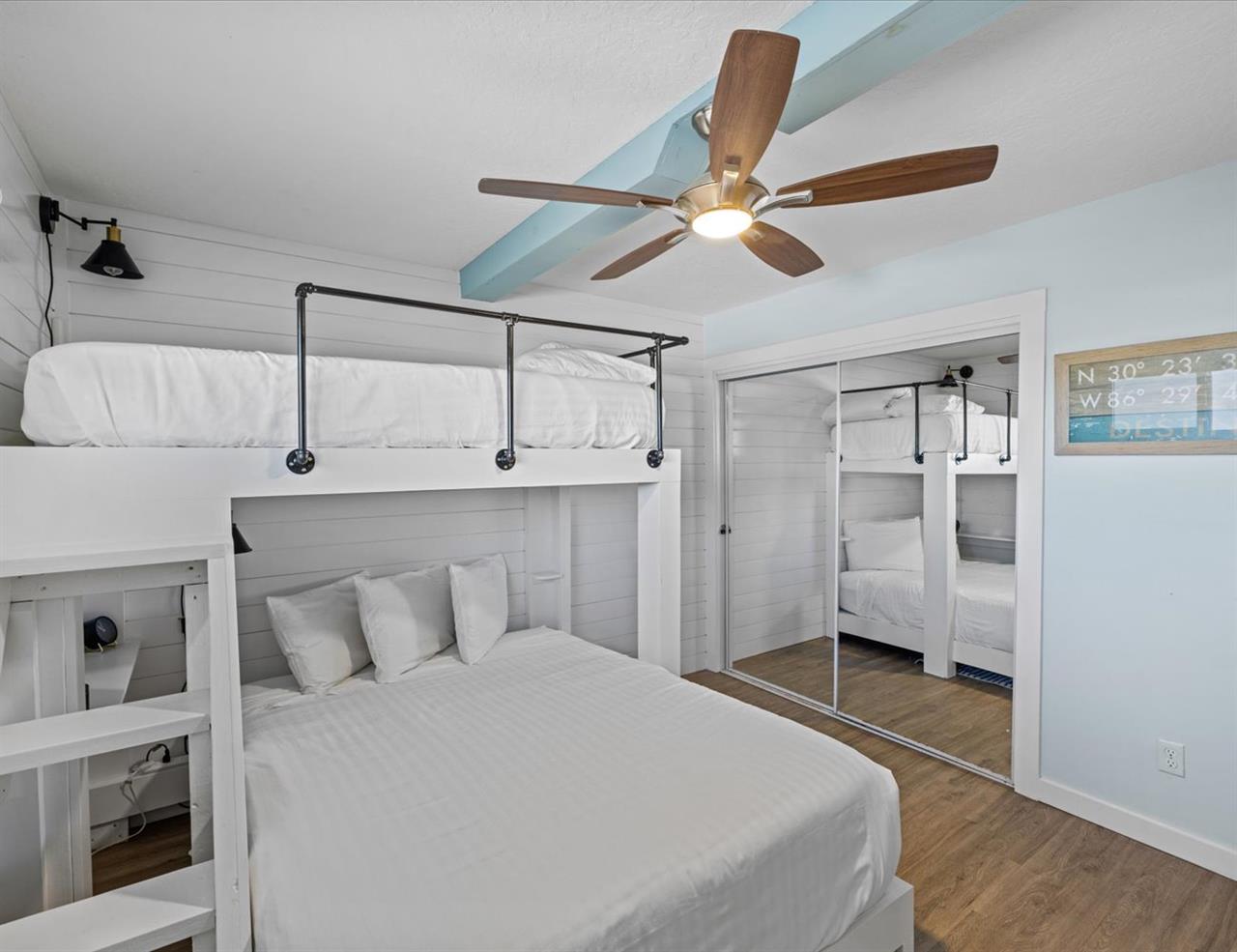 HSRC 321 Second Bedroom Loft Bed Over Queen Bed