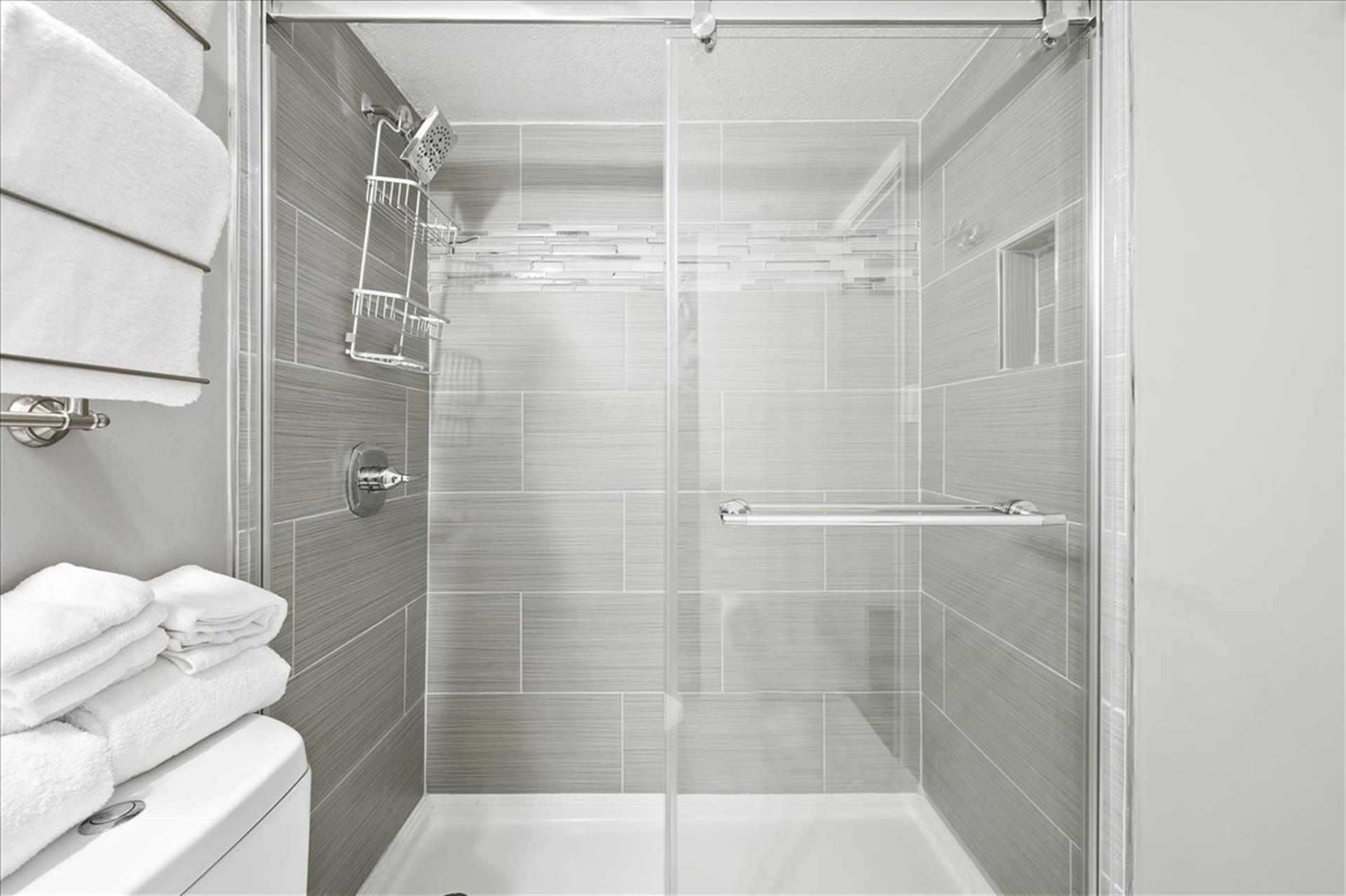 HSRC 620 Master Bathroom With WalkIn Shower