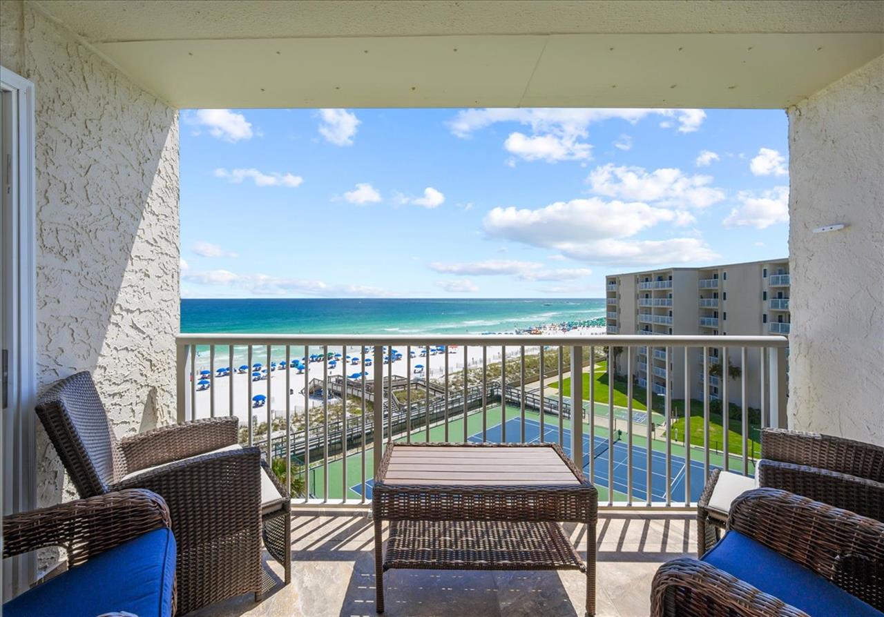 HSRC 620 Private Balcony With Gulf View
