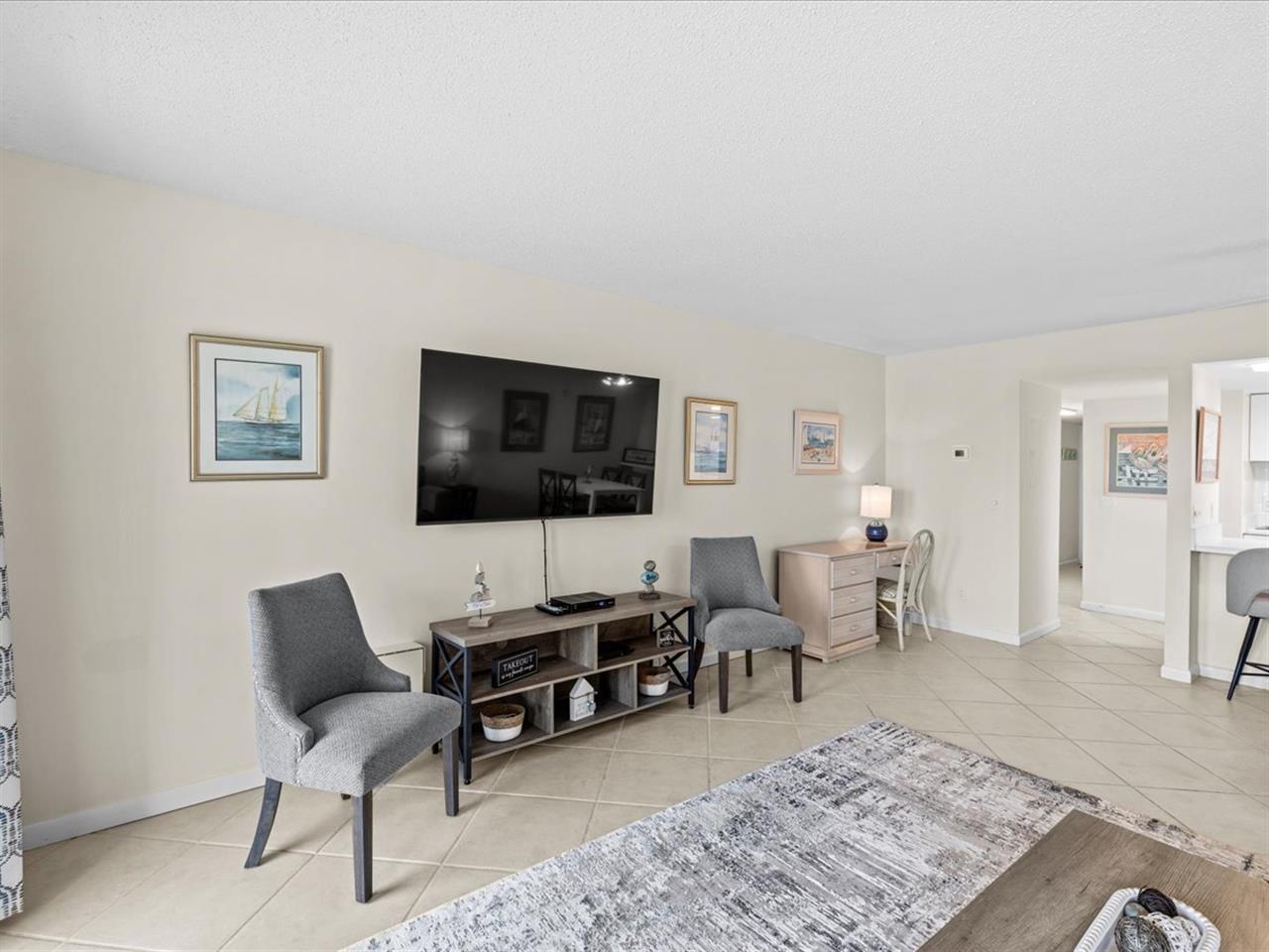 HSRC 106 Living Room Area With 65 Inch TV