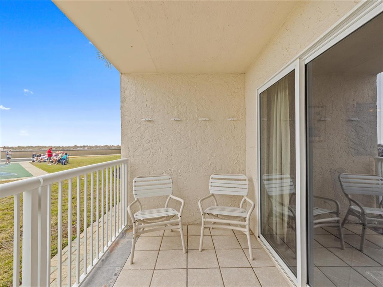 HSRC 106 Private WalkOut Patio
