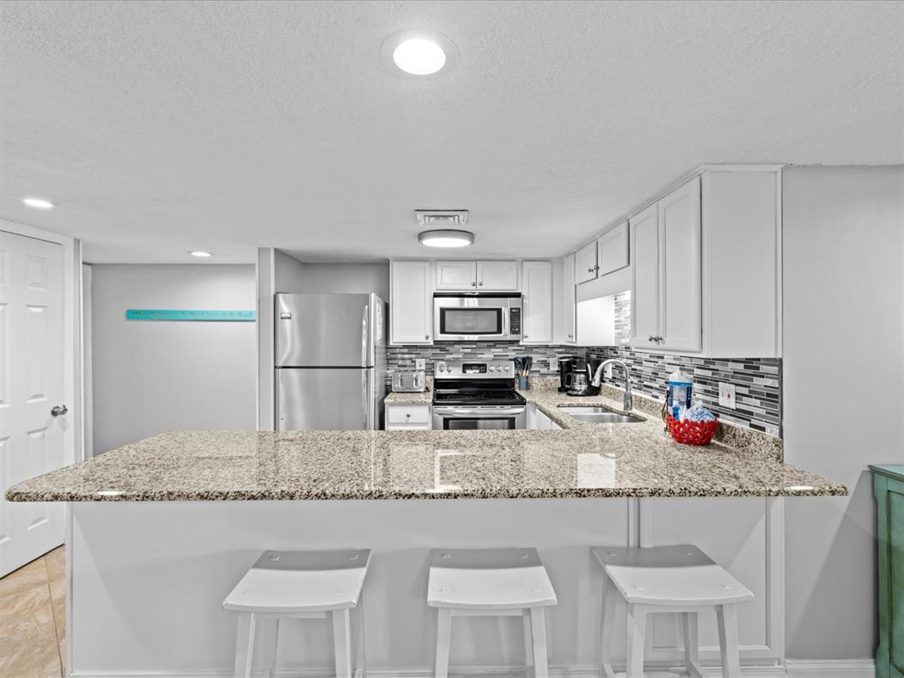 HSRC 617 Breakfast BarKitchen