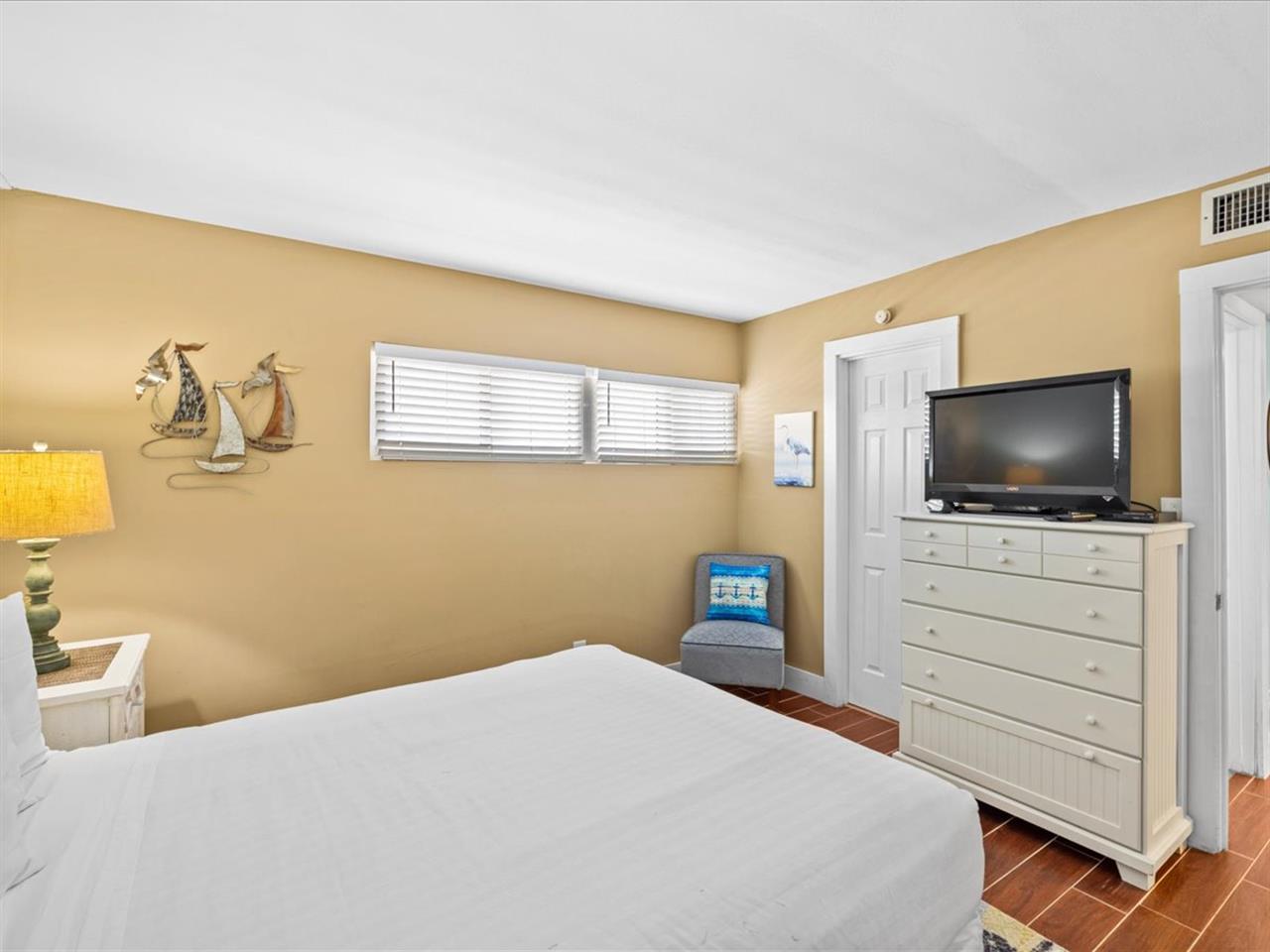 HSRC 510 Master Bedroom With King Bed