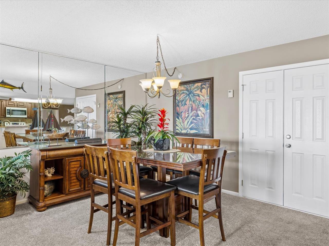 HSRC 720 Dining Area