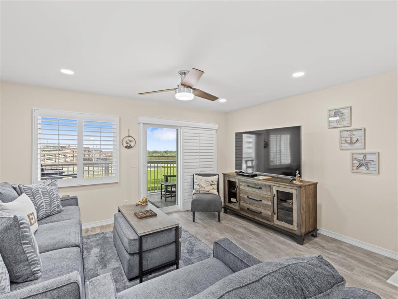 HSRC 103 Living Area