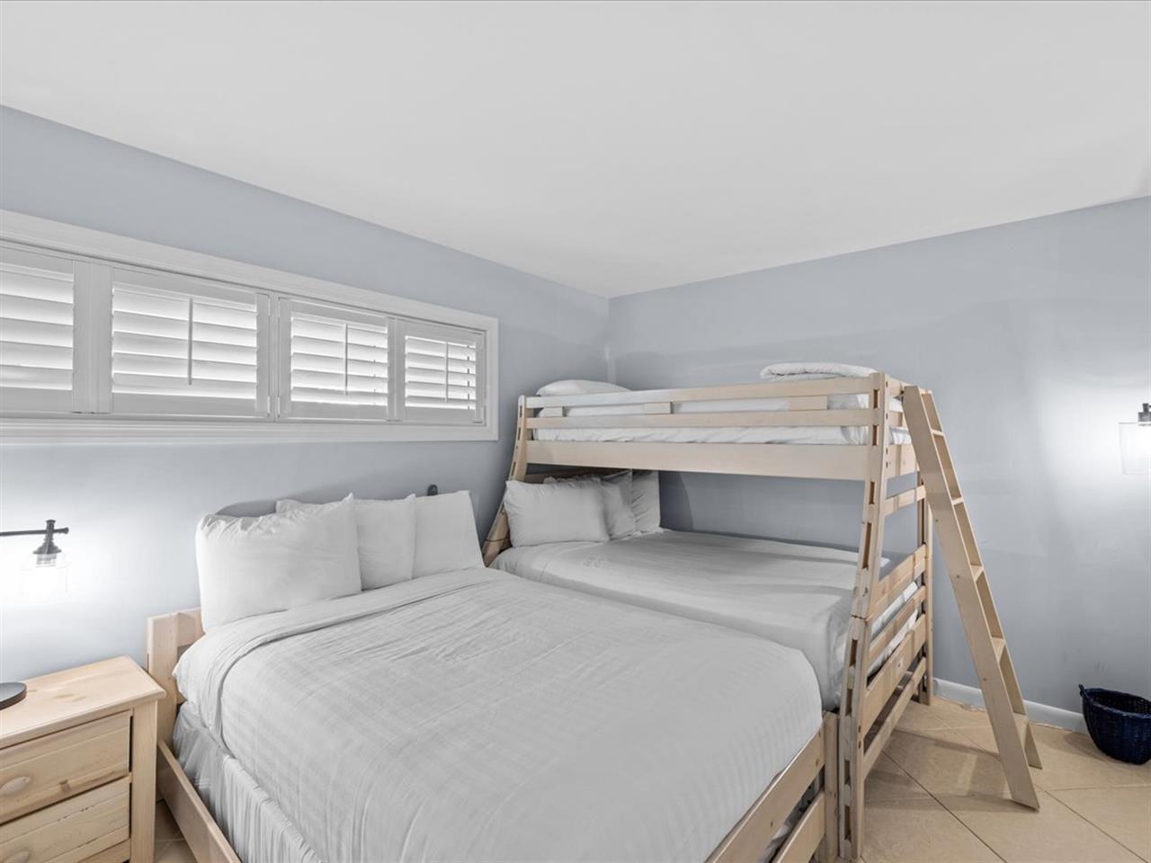 HSRC 102 Guest Bedroom With Twin Over Full Bunk Bed And Full Bed