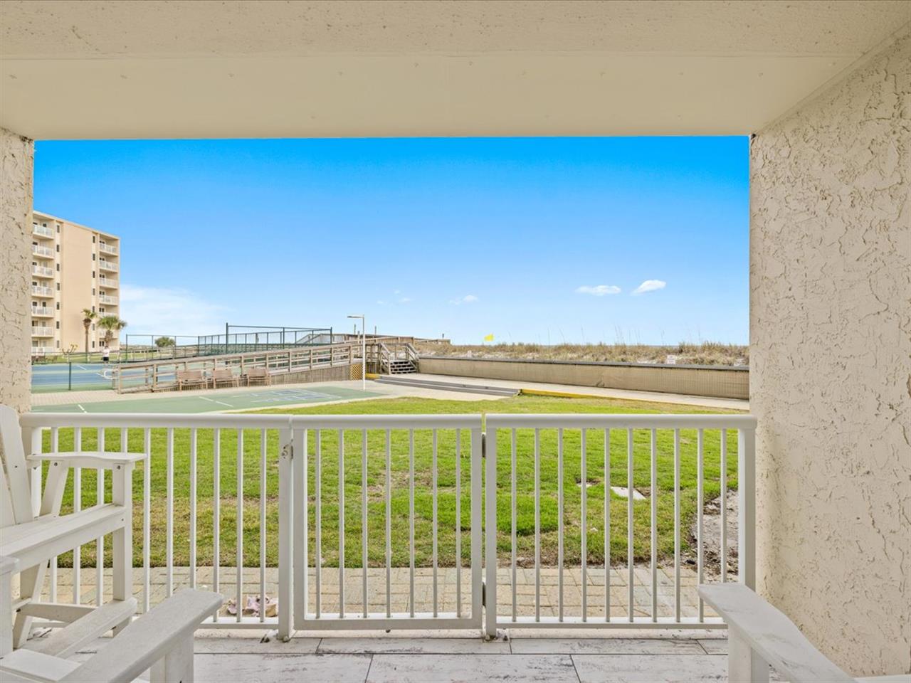 HSRC 102 Private WalkOut Balcony