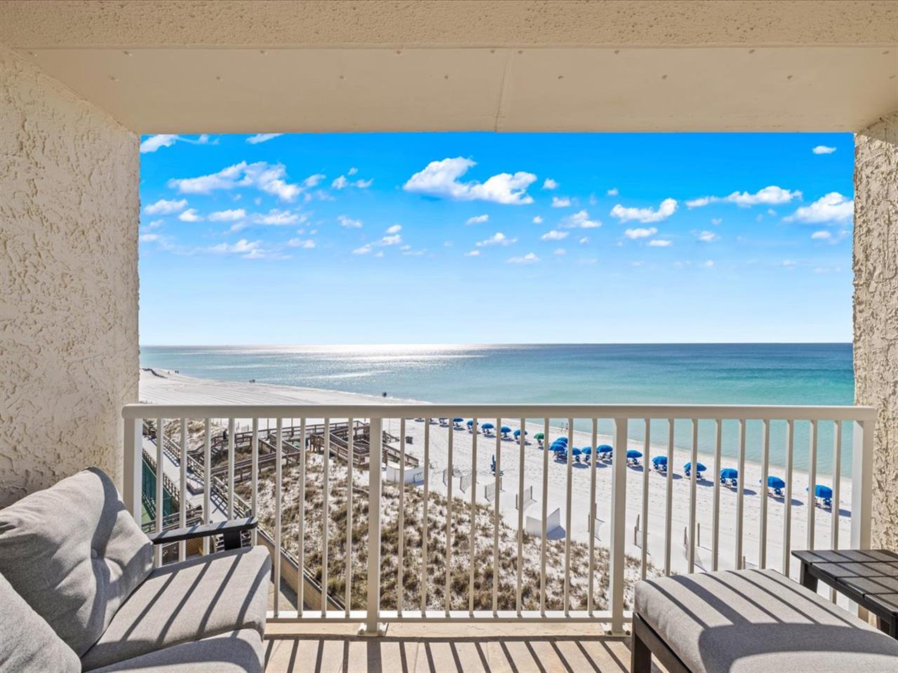 HSRC 501 Private Balcony