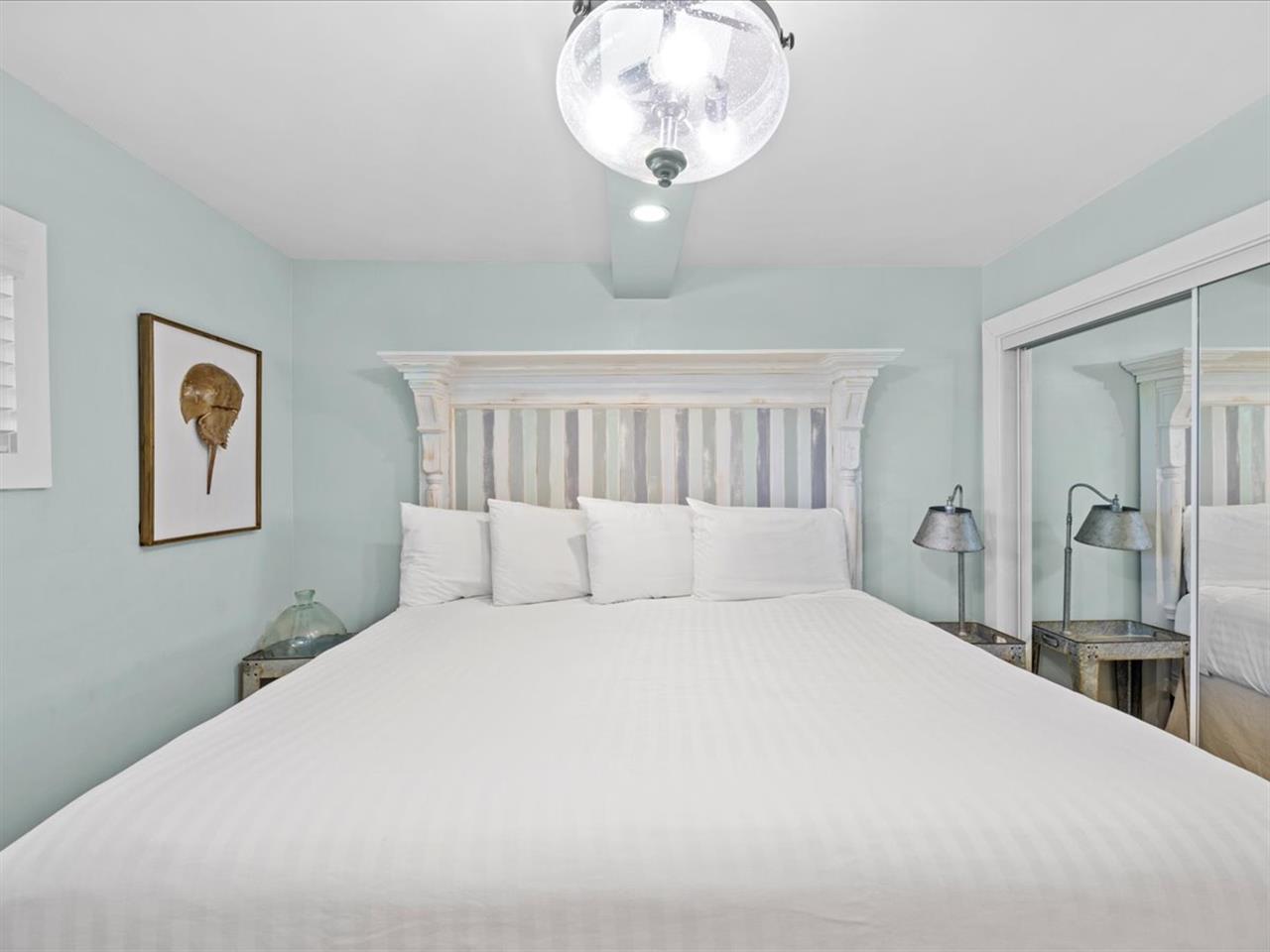 HSRC 618 Second Bedroom With King Bed