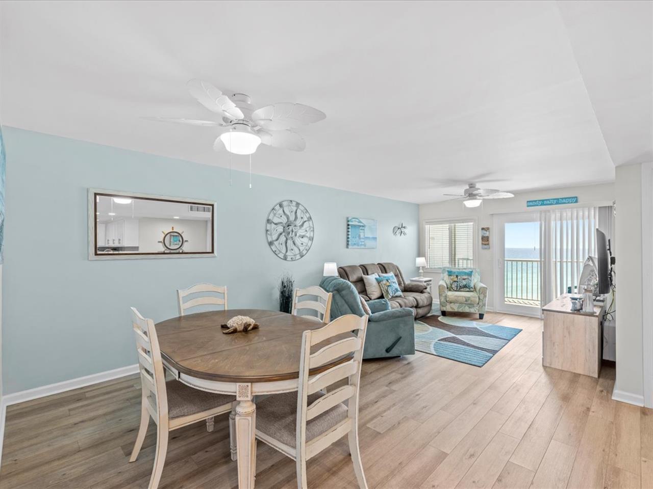 HSRC 718 DiningLiving Area With Gulf View