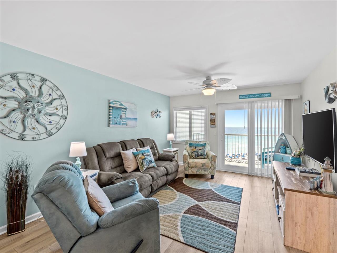 HSRC 718 Living Area with Gulf View