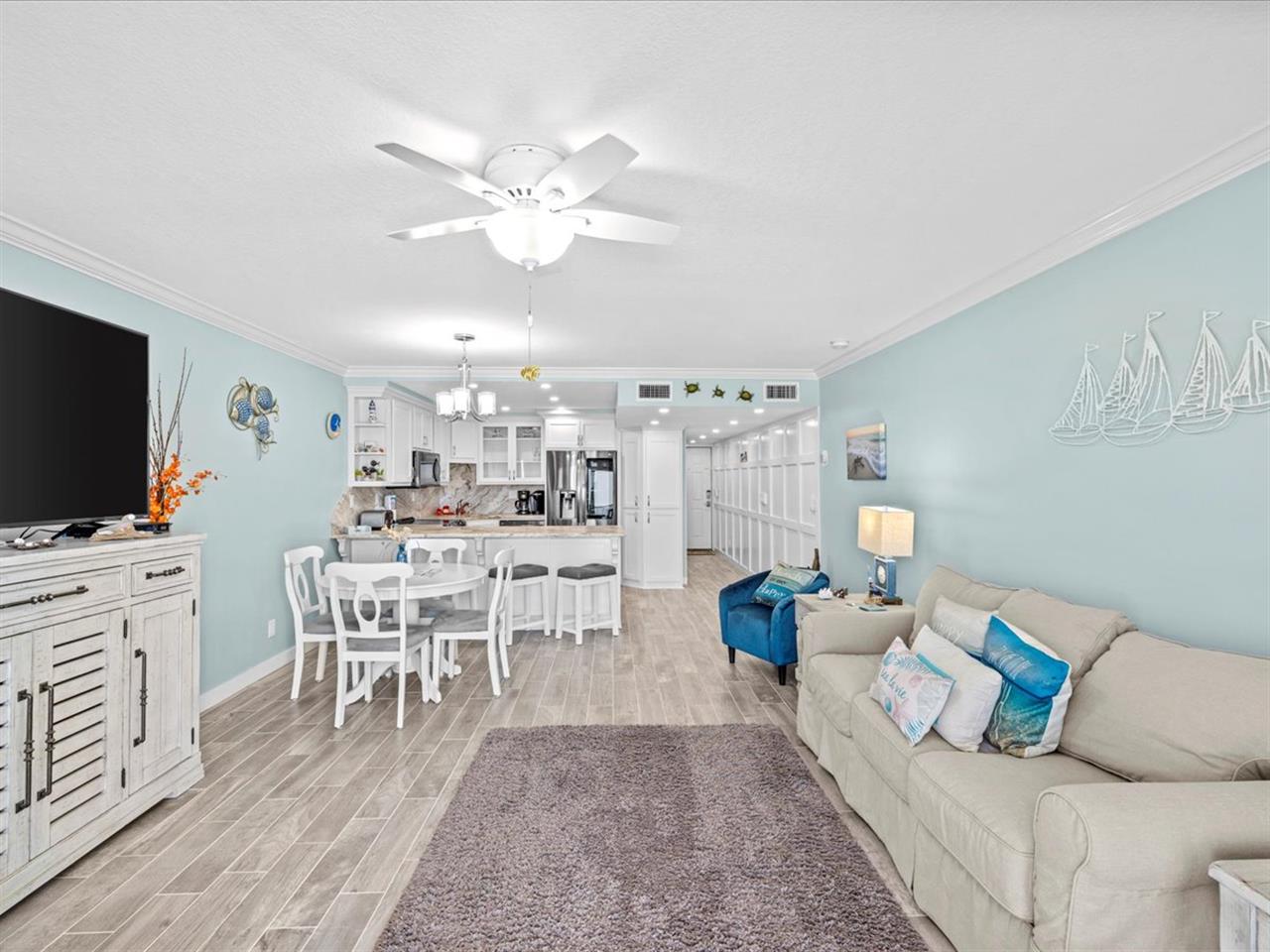 HSRC 722 Living Area
