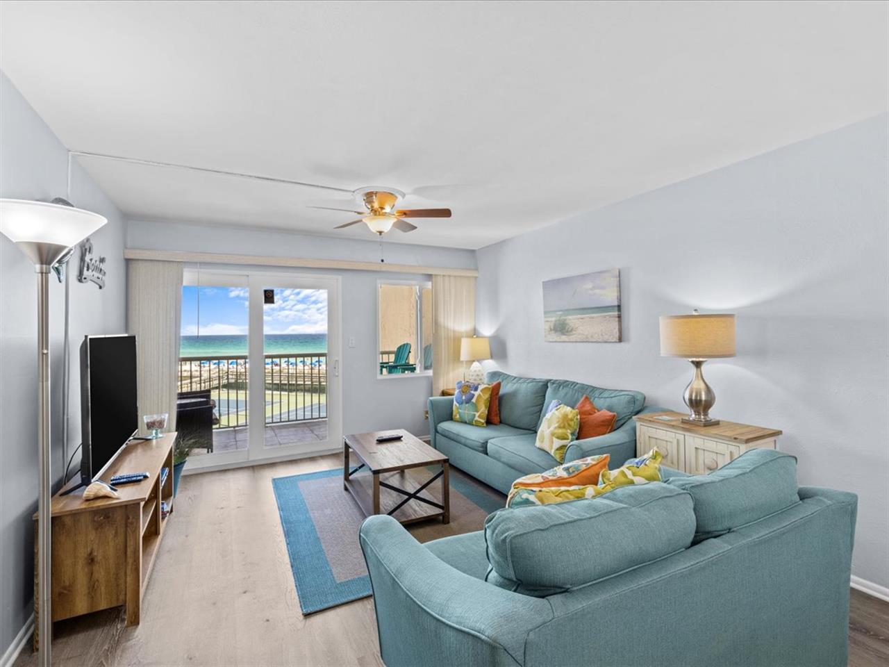 HSRC 307 Living Area With Gulf View