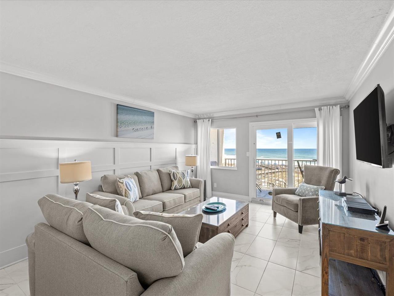 HSRC 302 Living Area With Gulf View