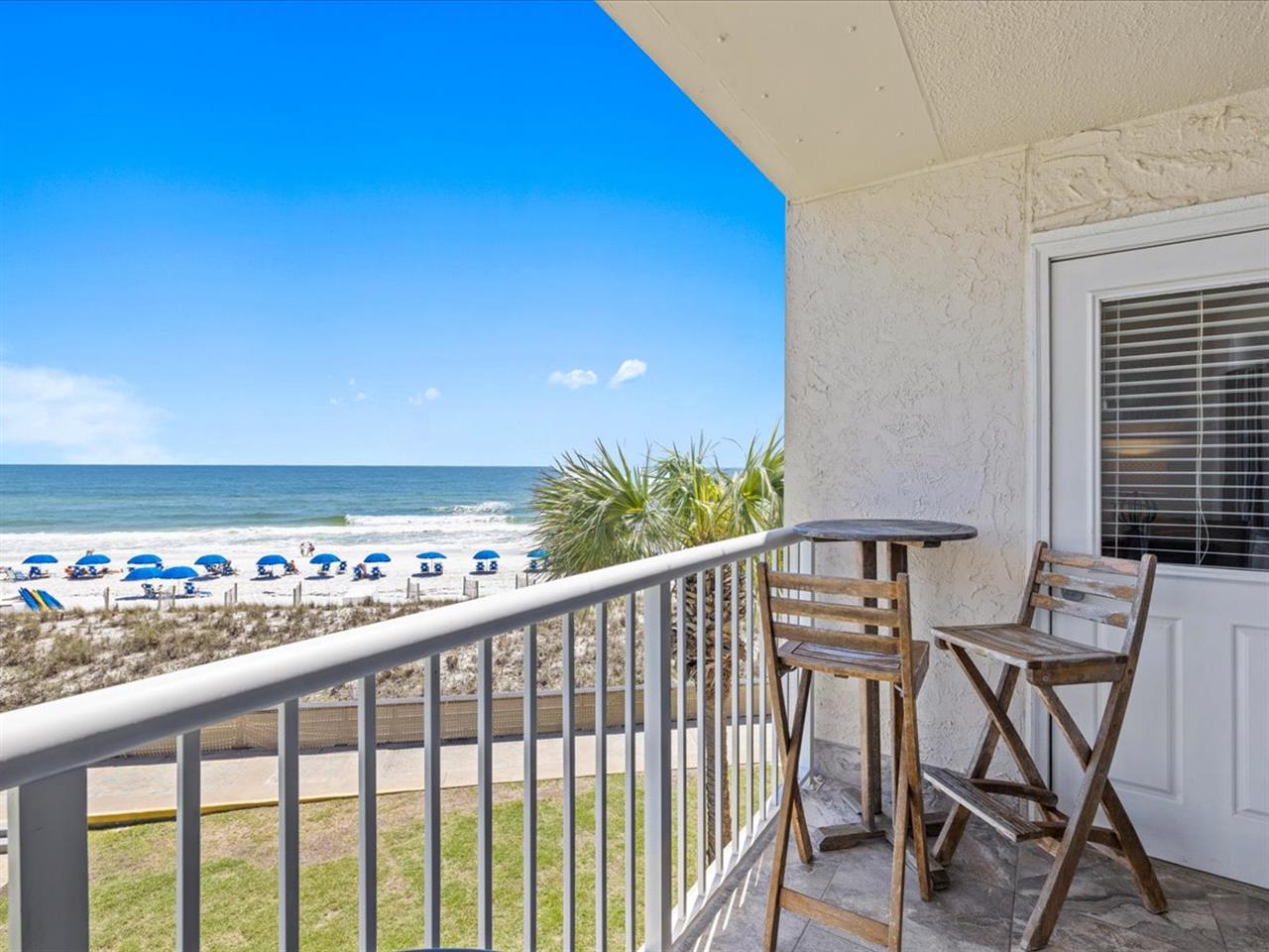 HSRC 302 Private Balcony