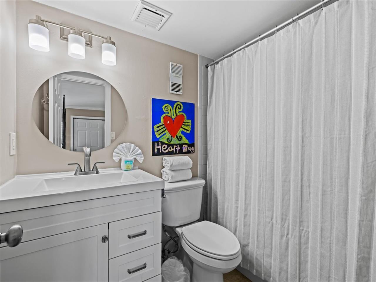HSRC 301 Master Bathroom with TubShower Combo