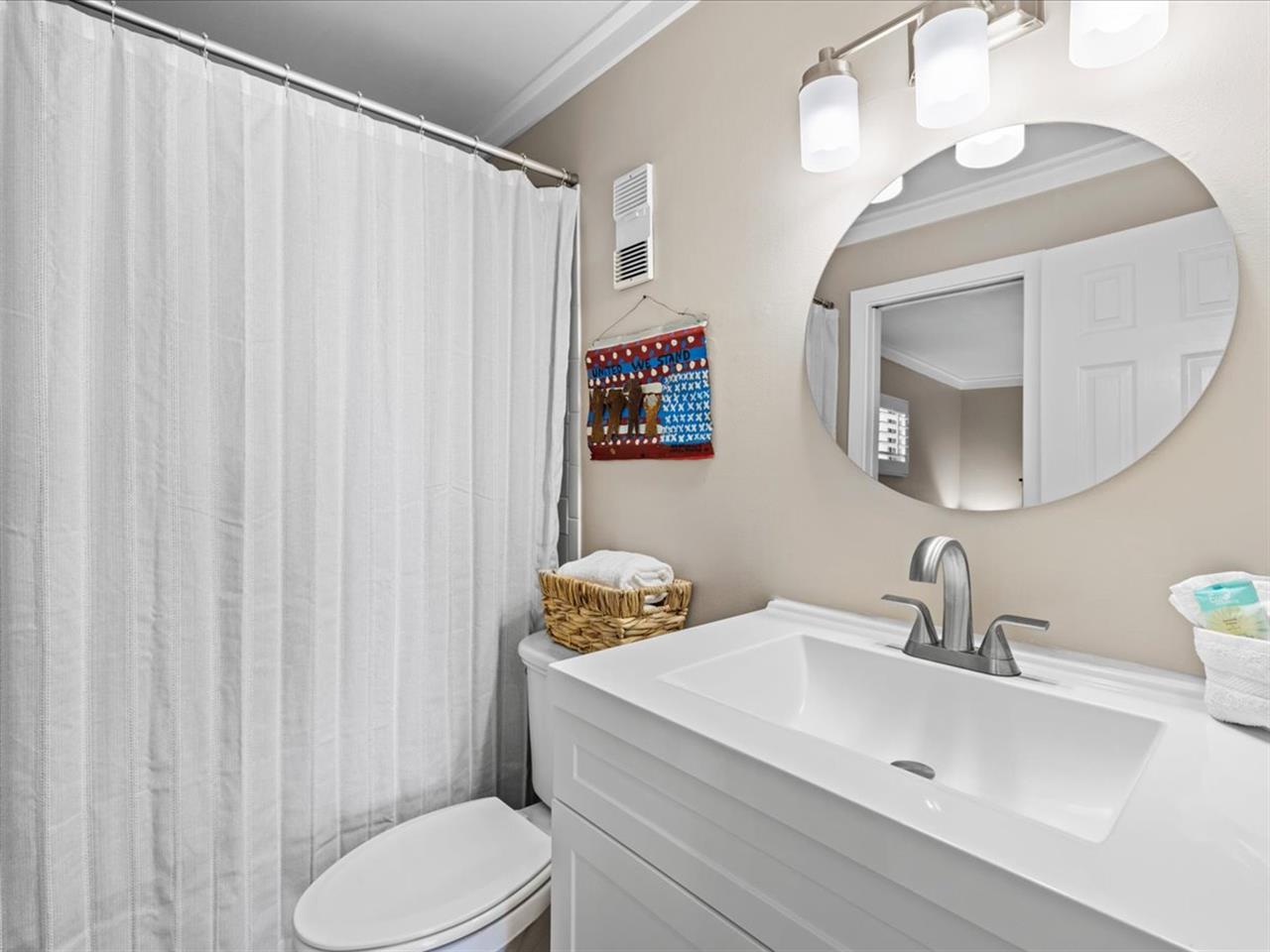 HSRC Guest Bathroom with TubShower Combo