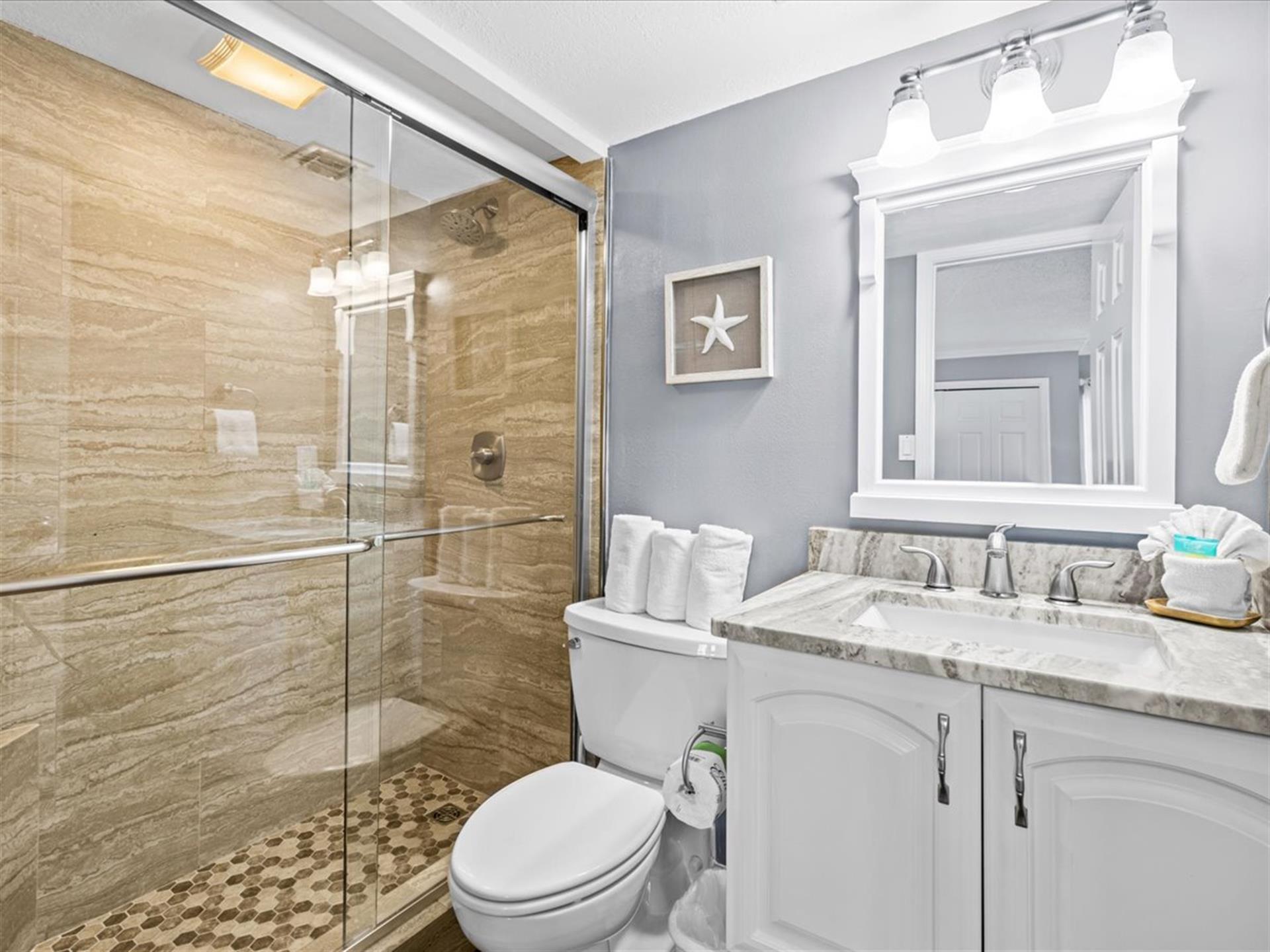 HSRC 515 Master Bathroom With WalkIn Shower