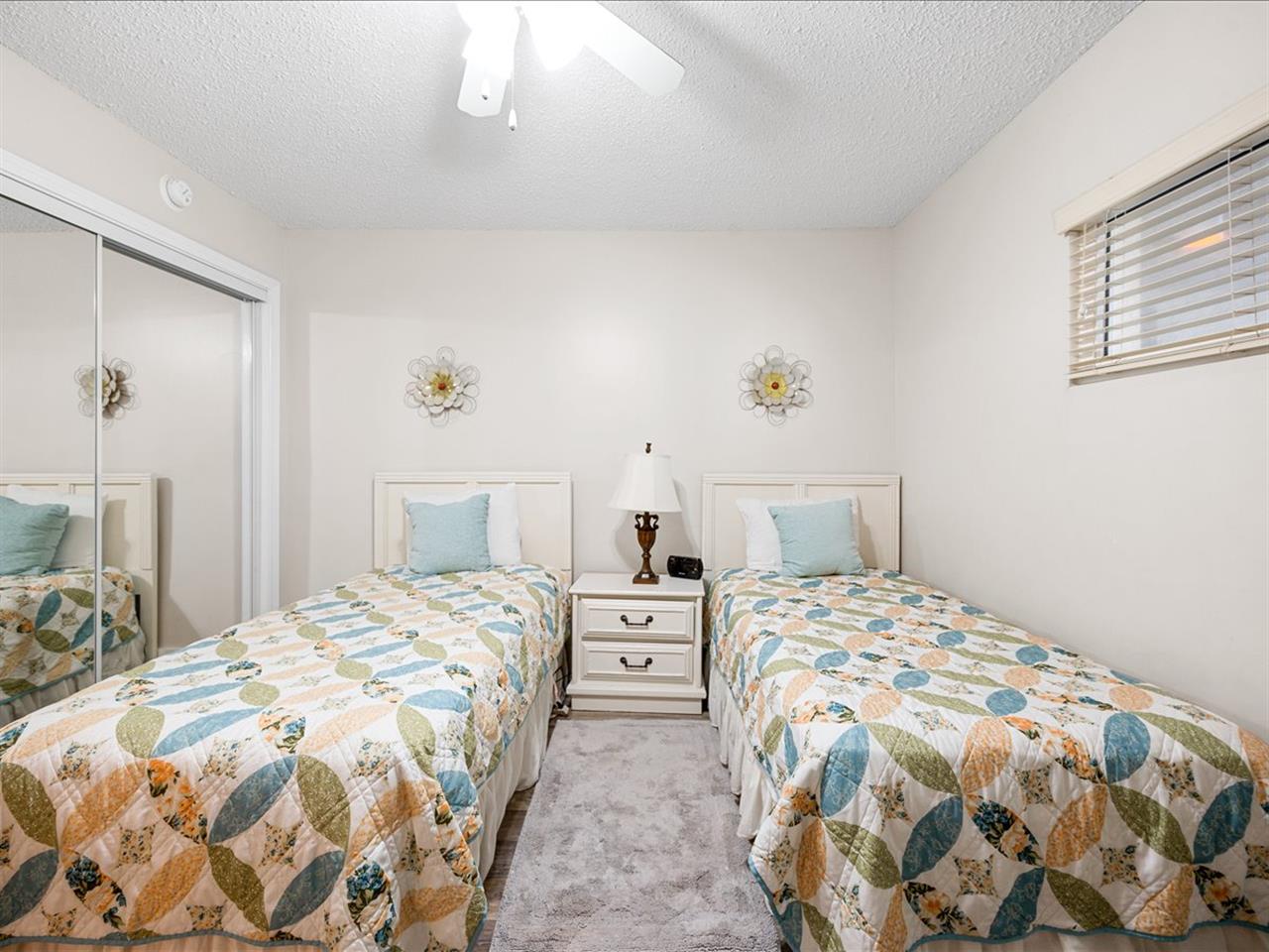 HSRC 314 Second Bedroom With Twin Beds
