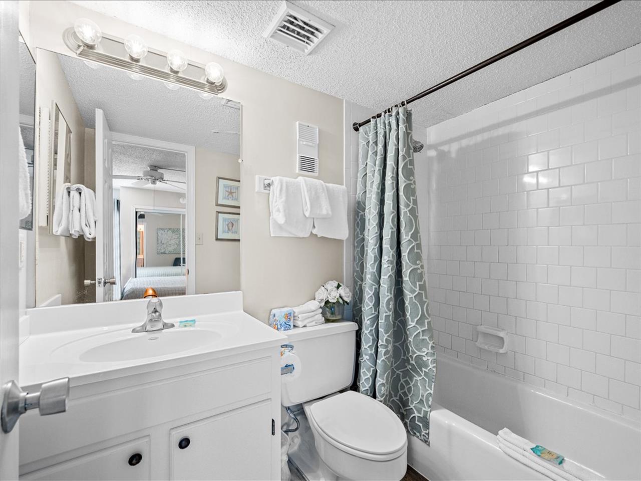 HSRC 314 Master Bathroom