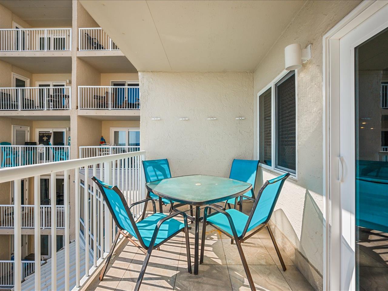 HSRC 314 Private Balcony