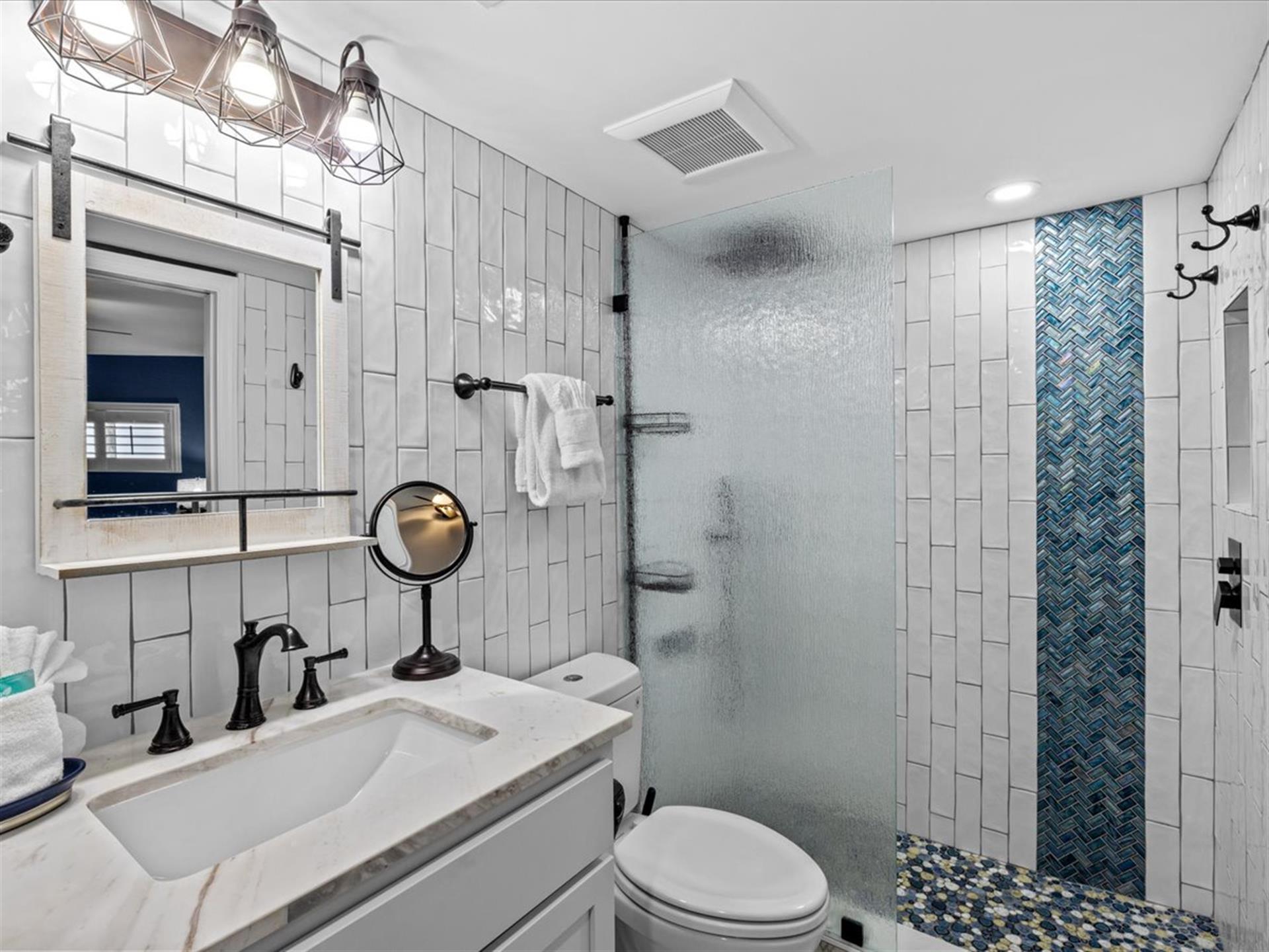 HSRC 713 Bathroom With WalkIn Shower
