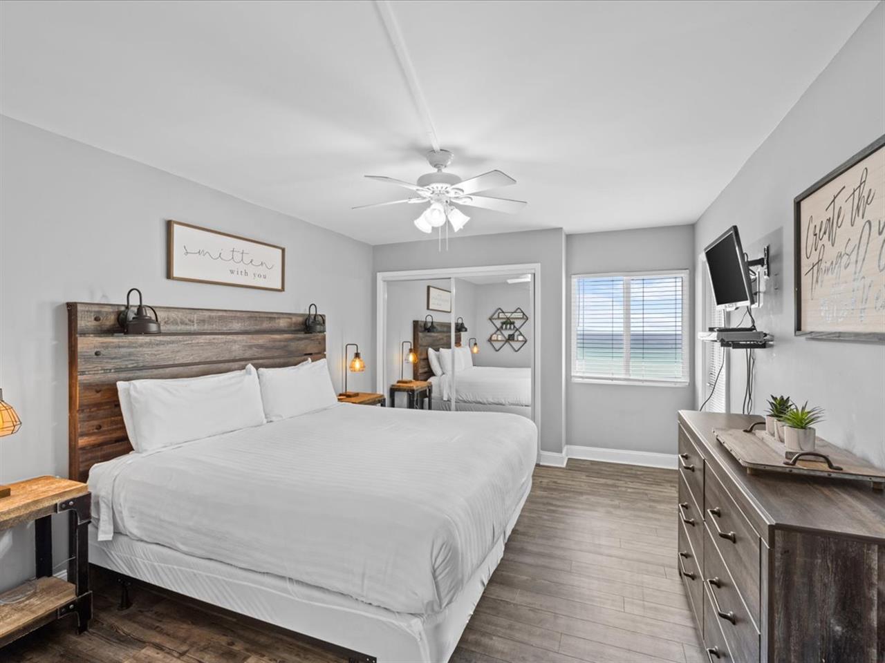 HSRC 607 Master Bedroom With Gulf View