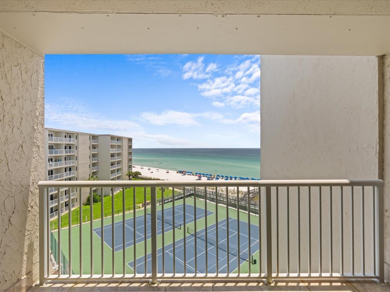 HSRC 607 Private Balcony