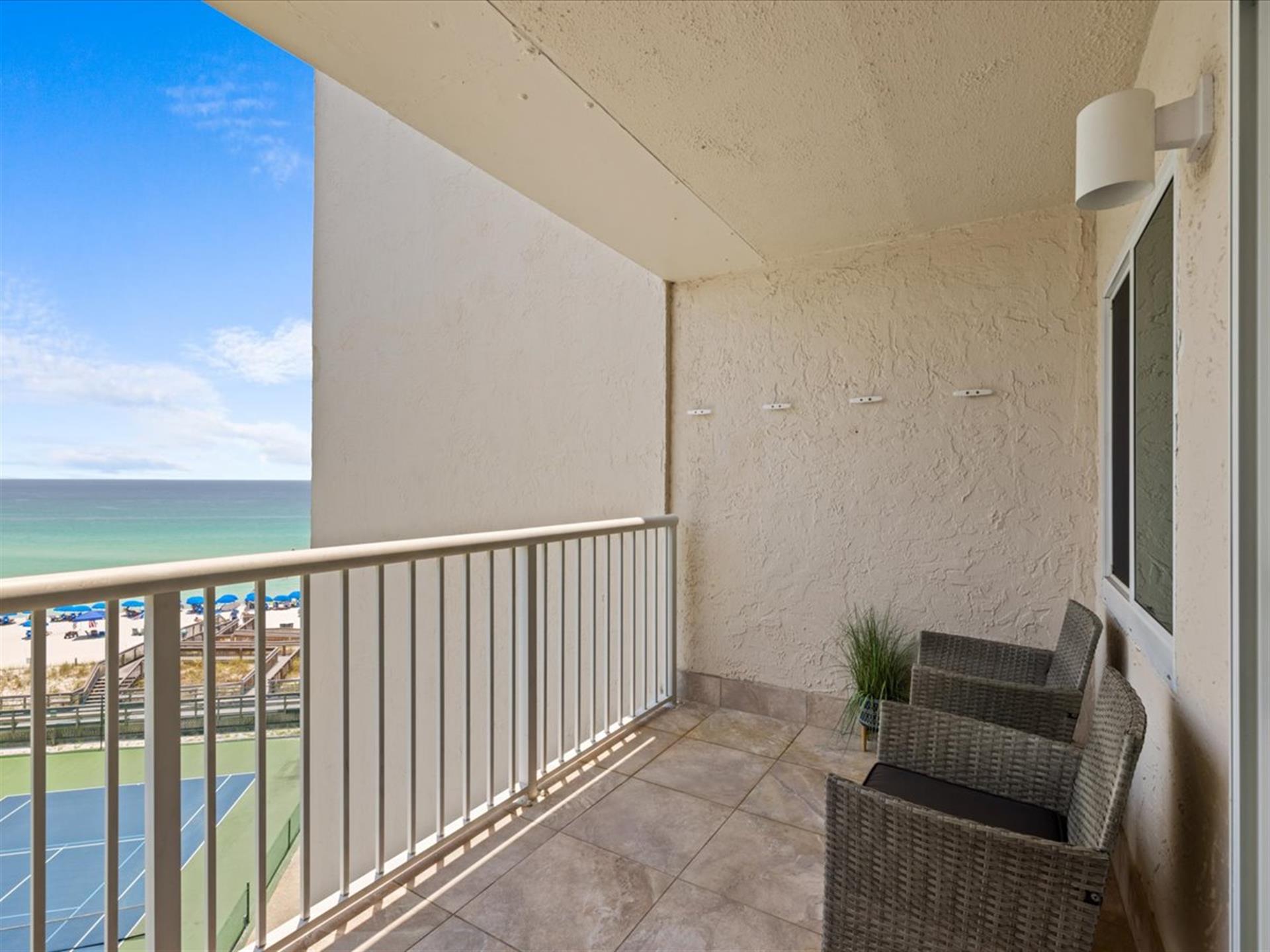 HSRC 607 Private Balcony With Gulf View