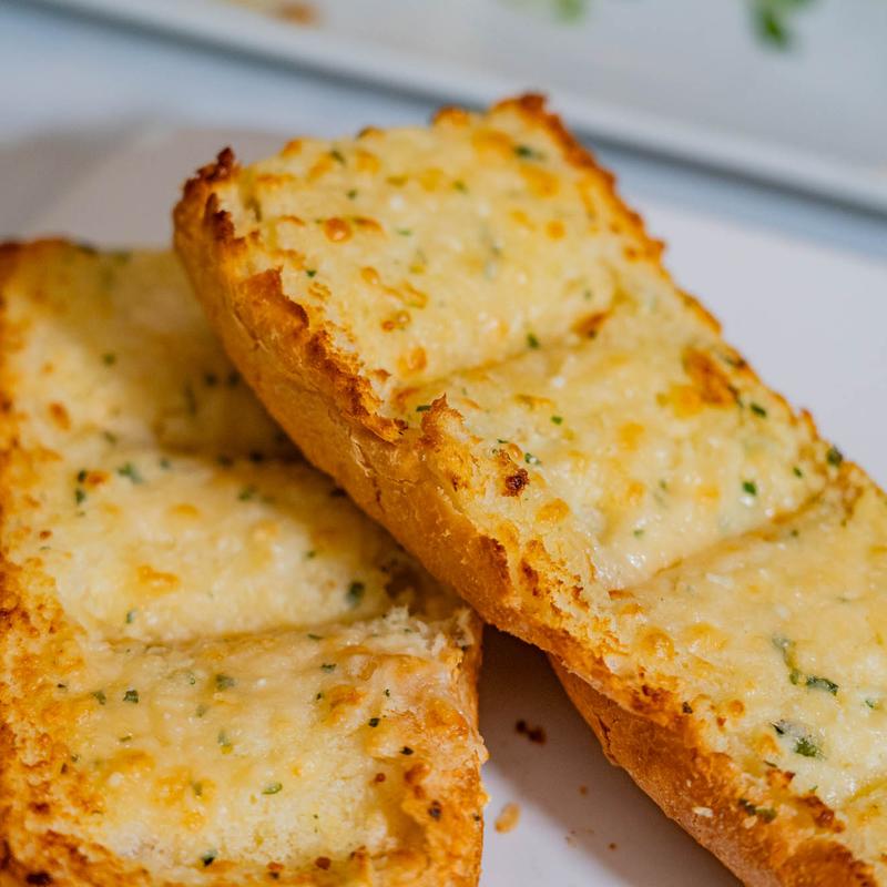 House garlic bread at Lisabella's Bistro at Cinnamon Shore