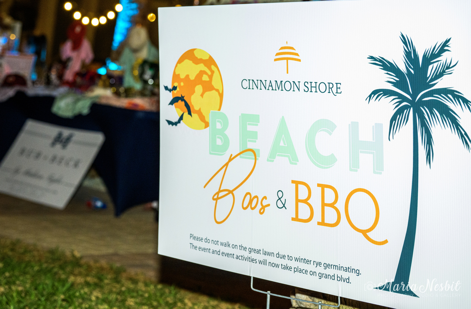 beach boos and bbq sign cinnamon shore