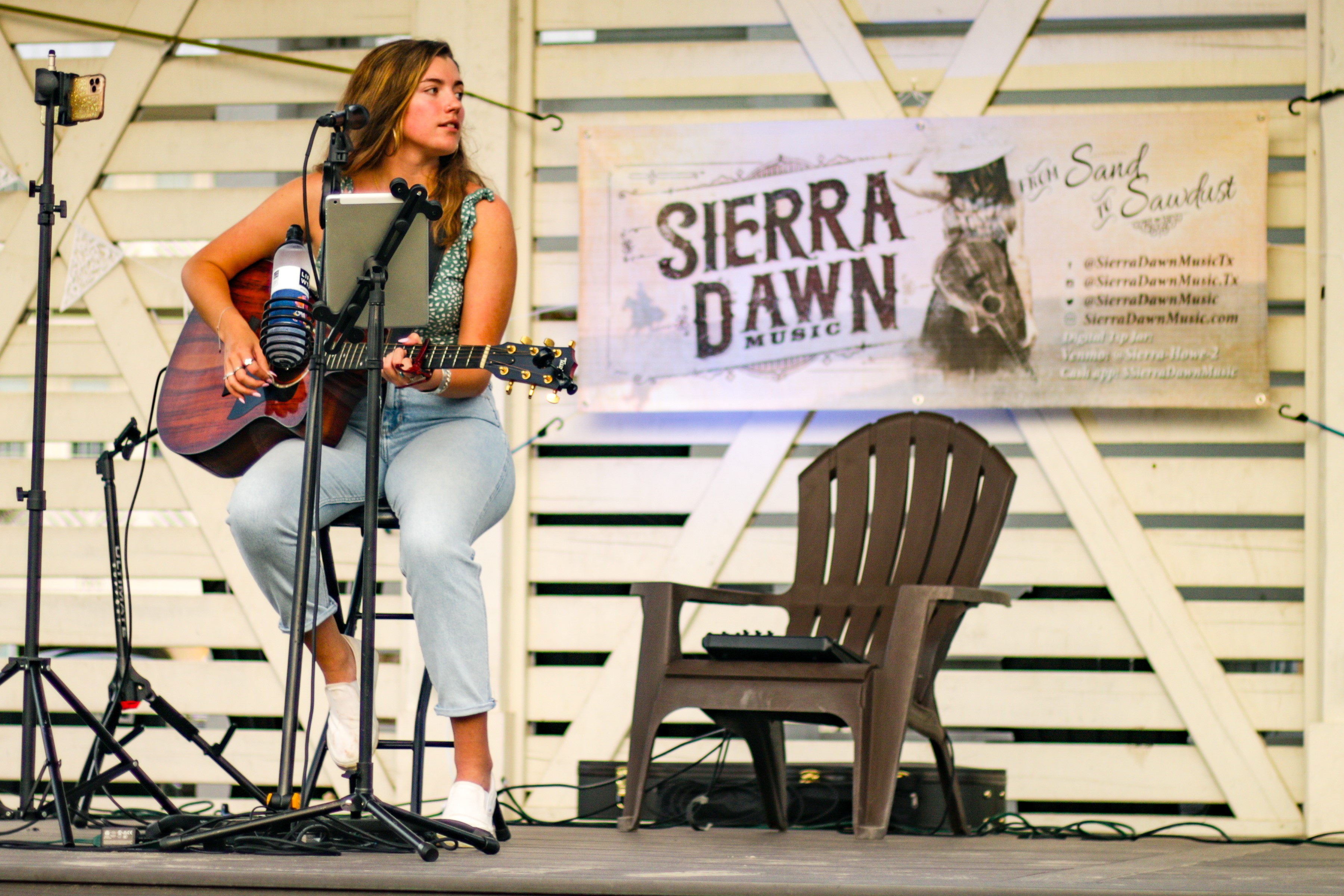 sierra dawn cinnamon shore live music